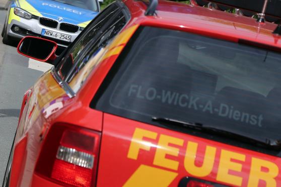 Die Polizei ermittelt wegen möglicher Brandstiftung. Verdachtsmomente gibt es offenbar gegen zwei Jugendliche, die in Brandortnähe gesehen wurden. FOTO: ANDREAS DUNKER