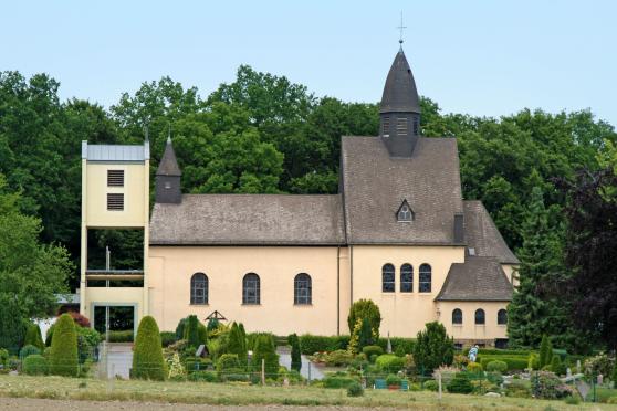 Die St. Johannes Baptist Kirche in Menden-Barge FOTO: ANDREAS DUNKER