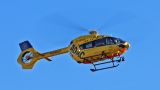 Rettungshubschrauber landet auf Werksgelände