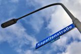 Neue Leuchten für die Kapellenstraße