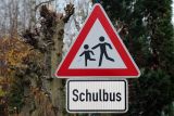 Kinder in Linienbus verletzt – Polizei ermittelt wegen Verdachts auf Unfallflucht
