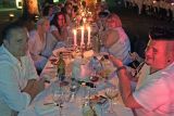 „Dîner en blanc“ im Grünen: Picknick und Party im Park
