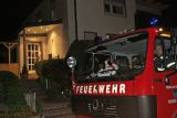 Heute Nacht: Lagerschuppen mit Kaminholz in Brand