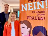 Warum das Wickeder Rathaus jetzt orange leuchtet